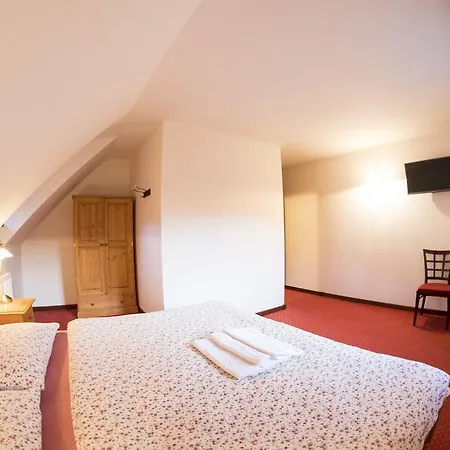 Rozmberk Royale 4*